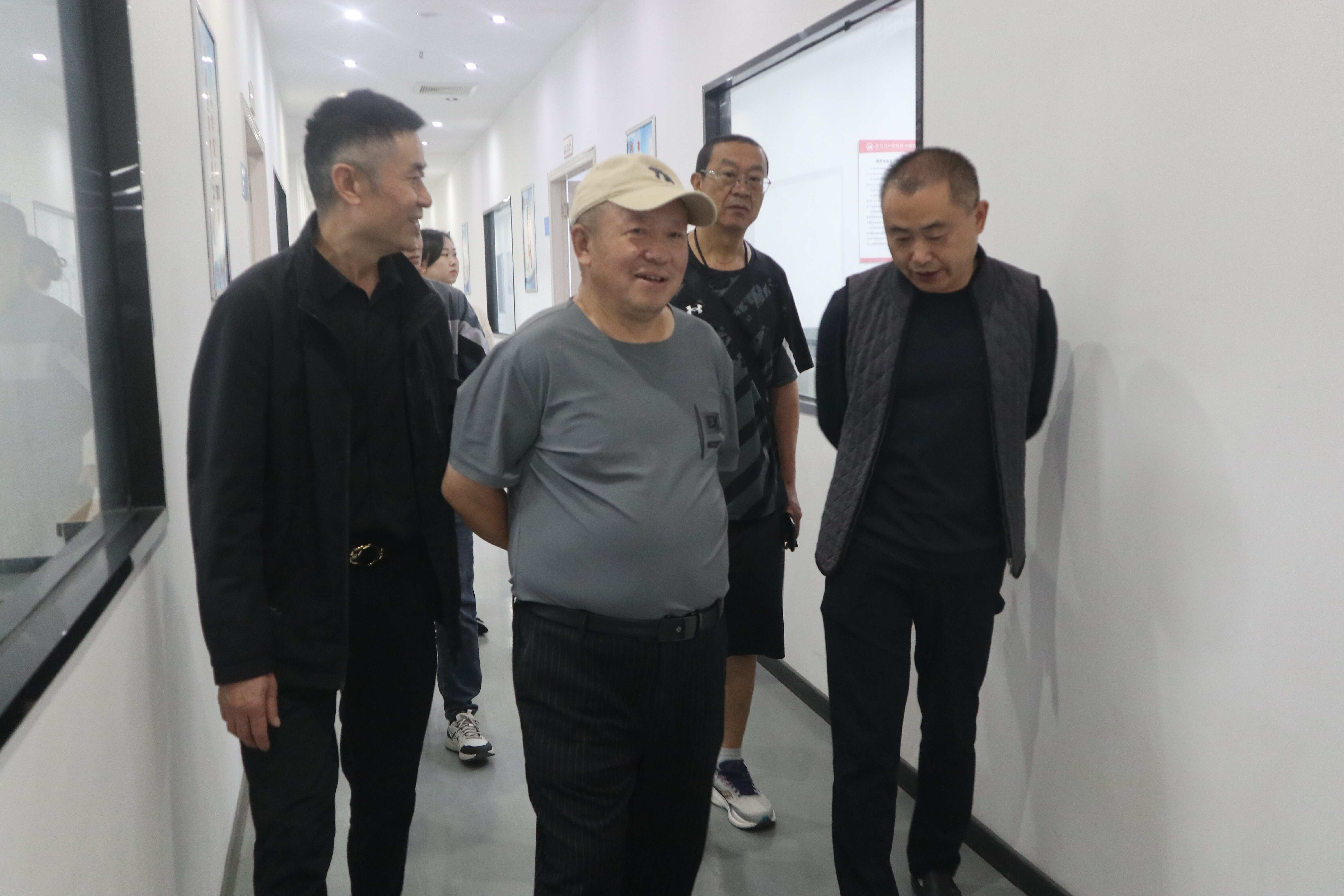 1775806354123716.jpg IMG_2579(1).jpg